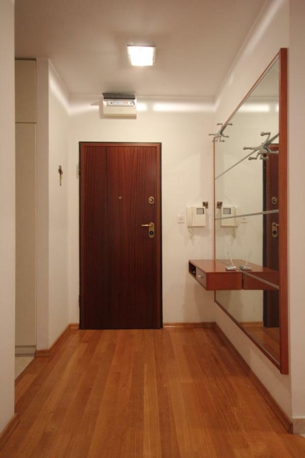 Apartment Karlo Near The Most Beautiful Beach Znjan Split Exterior foto